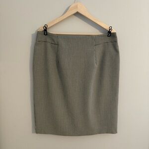 On 34th Houndstooth Black White Tailored Knee Length Pencil Skirt Women’s 14
